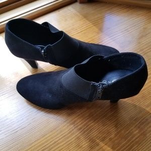 Karen Scott Black Faux Suede Heeled Ankle Booties